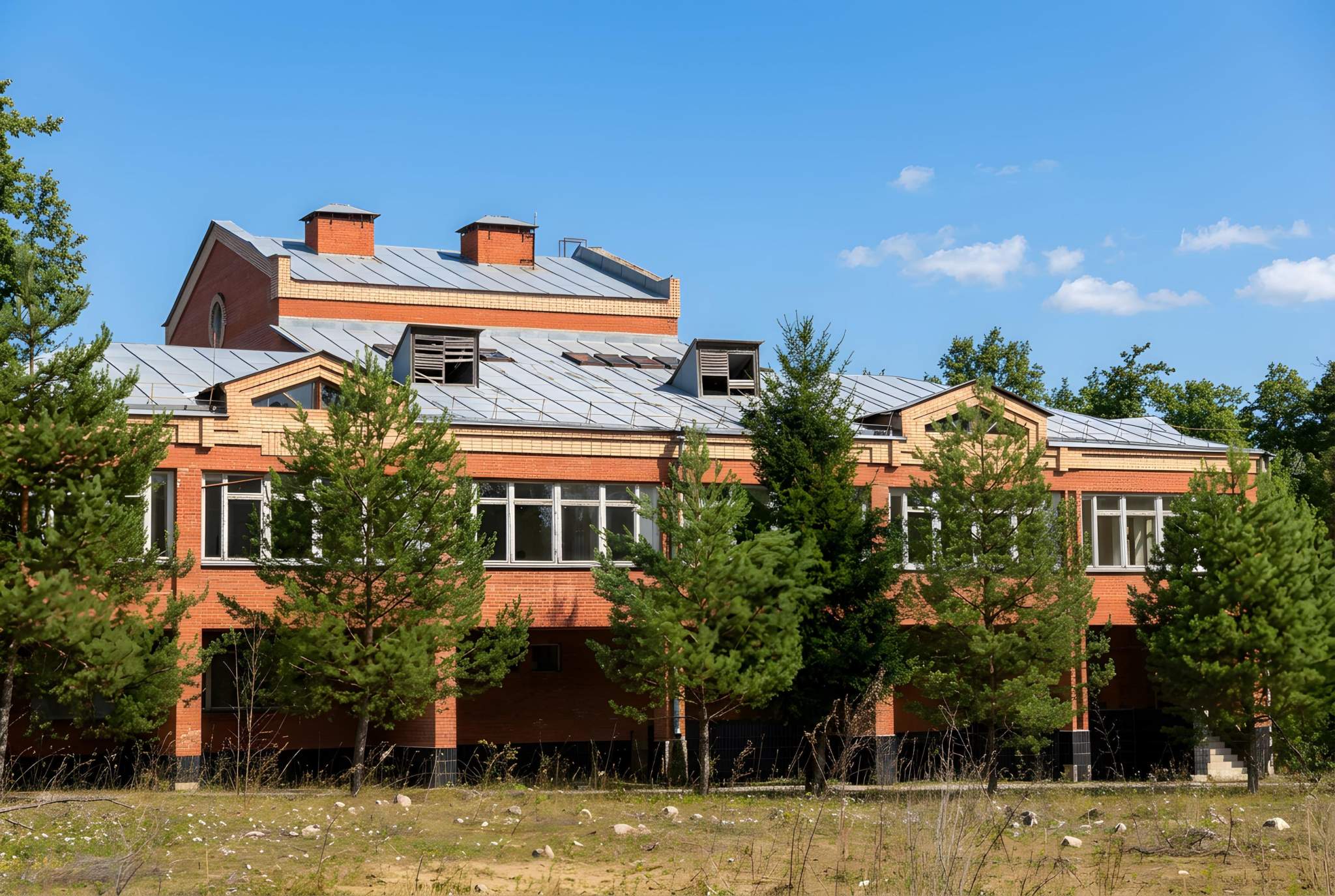 Продам торговое помещение 12228.2 м.кв.