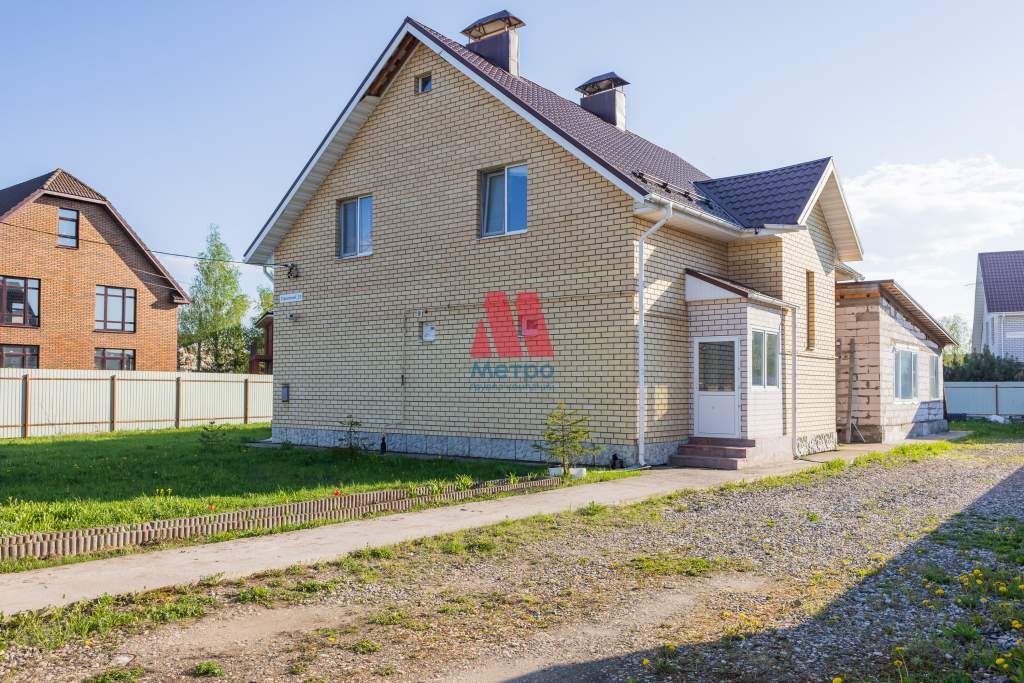 Коттедж на продажу в Ивняках, Строителей улица, 13 фото №0