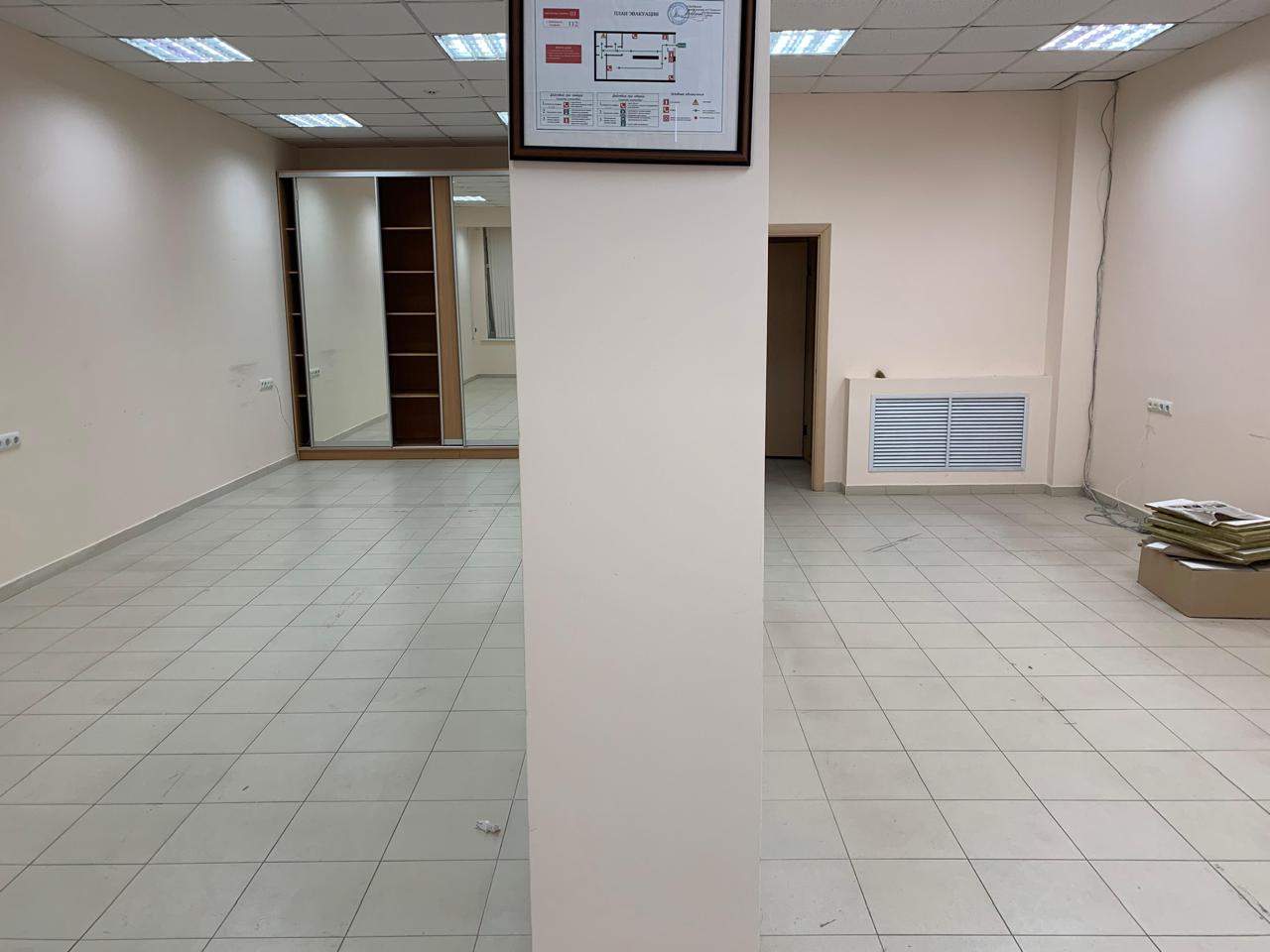 Продам офис 82.4 м.кв.