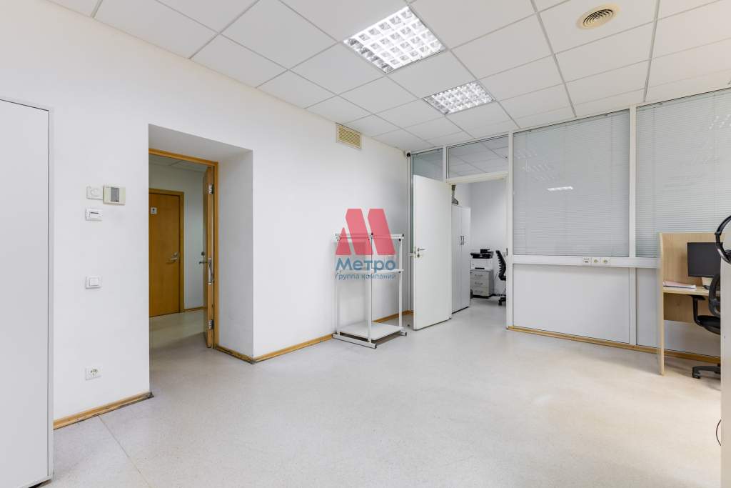 Сдам в аренду офис 90 м.кв.