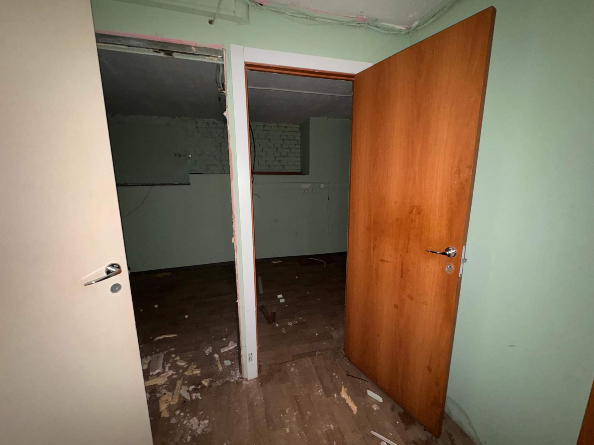 Продам офис 302.1 м.кв.