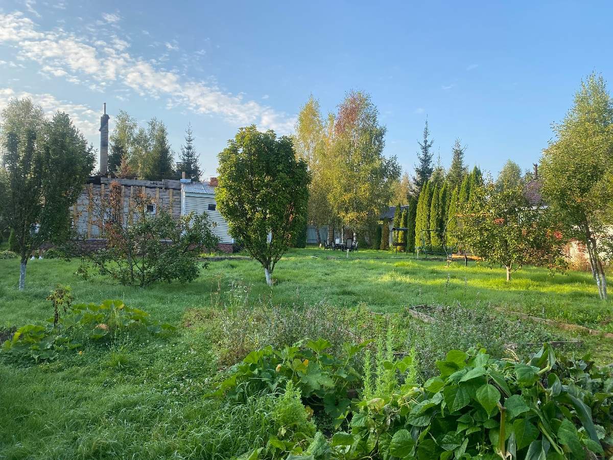 Продам земельный участок 1500 м.кв.