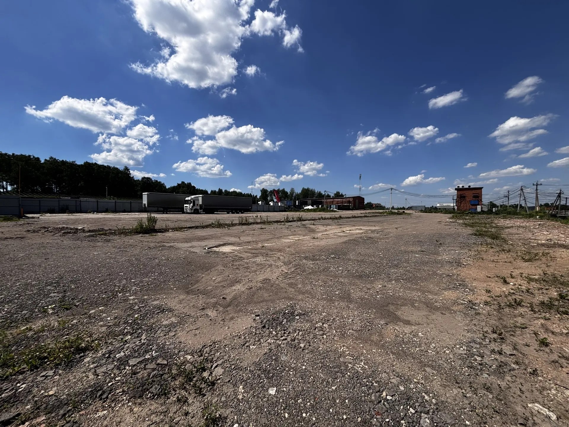 Сдам в аренду земельный участок 10000 м.кв.