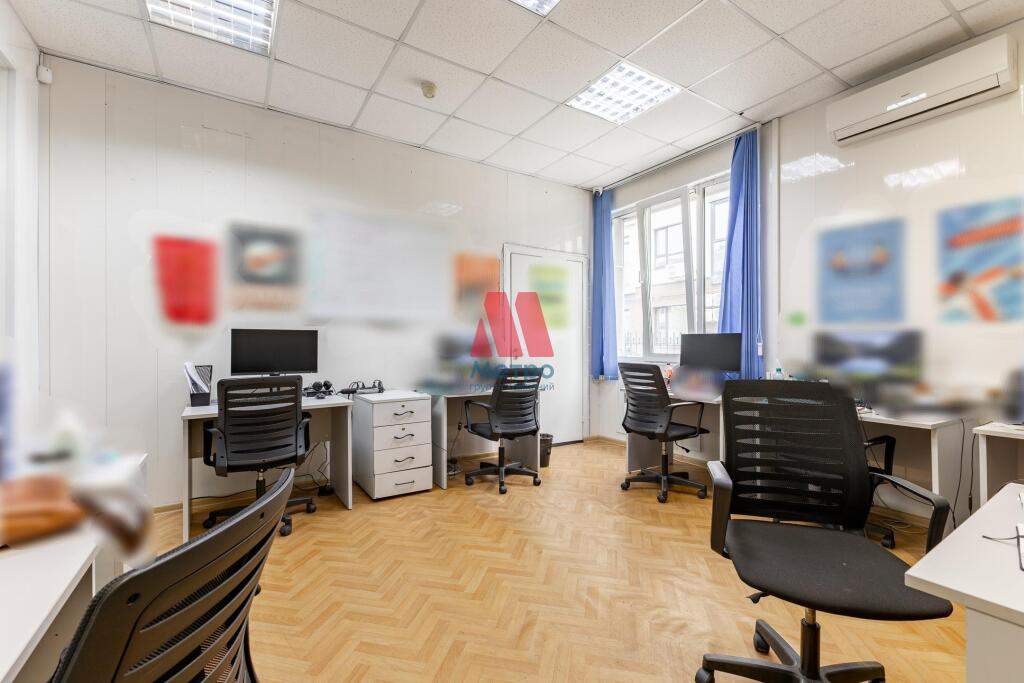 Сдам в аренду офис 165 м.кв.