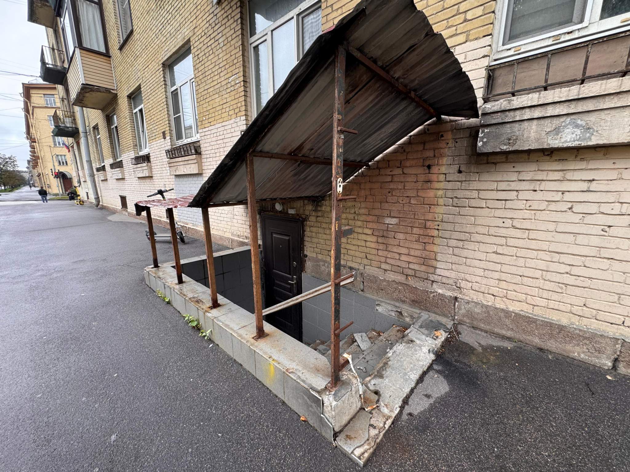 Продам офис 302.1 м.кв.
