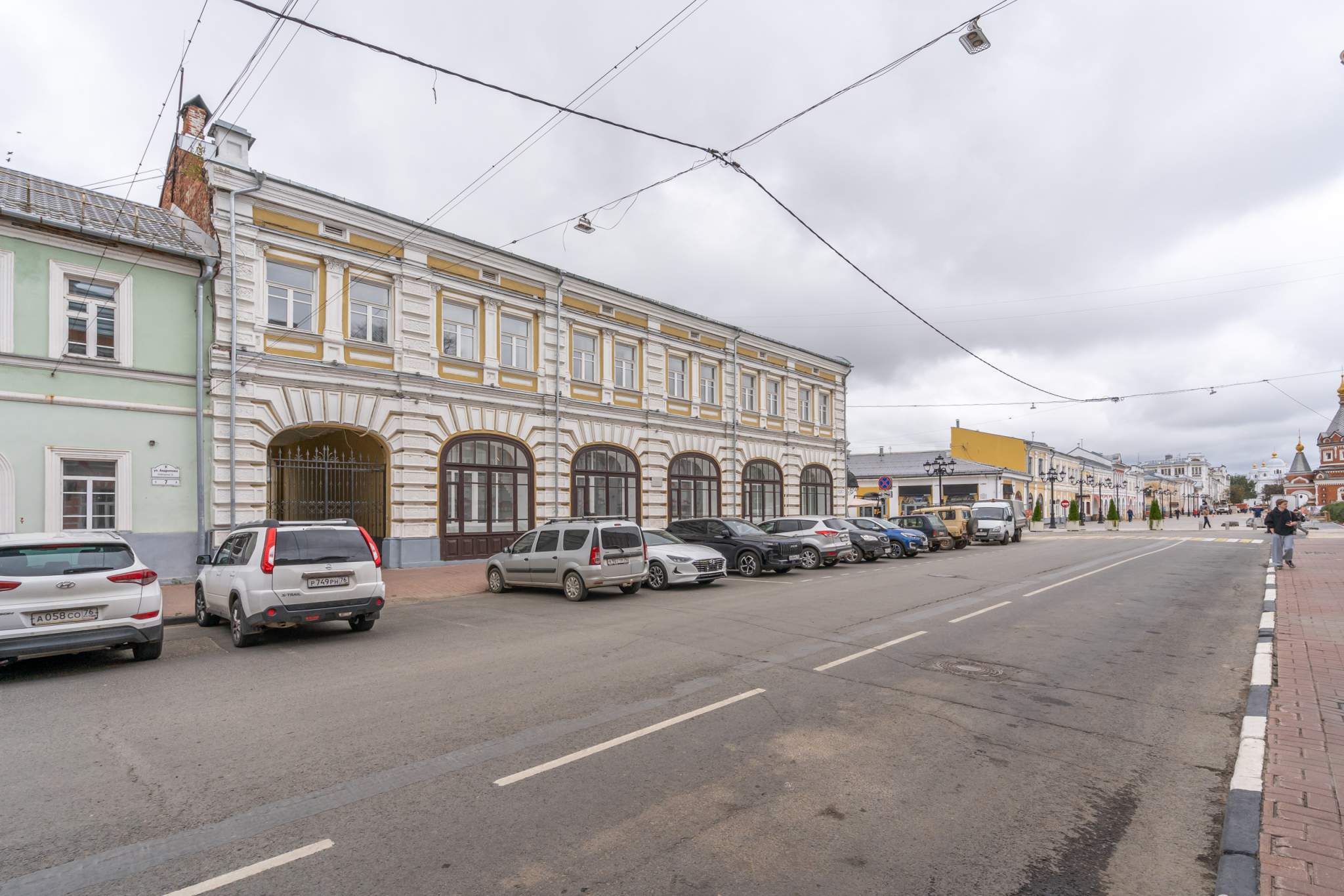 Продам торговое помещение 1197.5 м.кв.