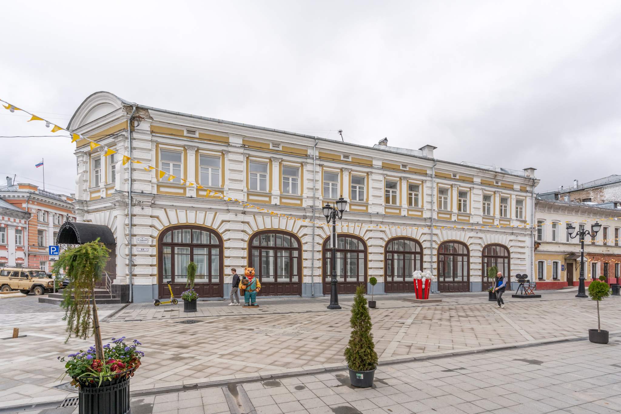 Продам торговое помещение 1197.5 м.кв.