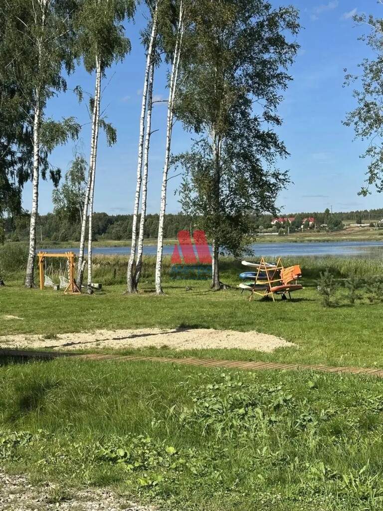 Продам земельный участок 800 м.кв.