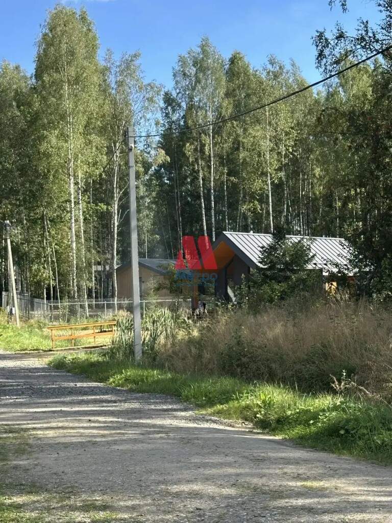 Продам земельный участок 800 м.кв.