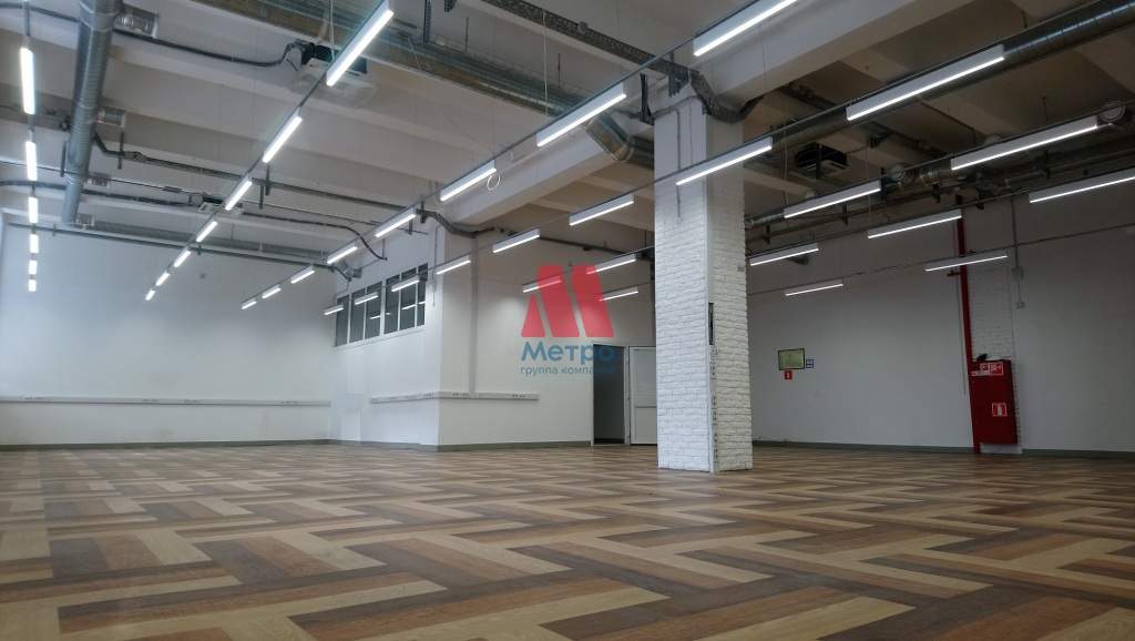 Сдам в аренду офис 384 м.кв.