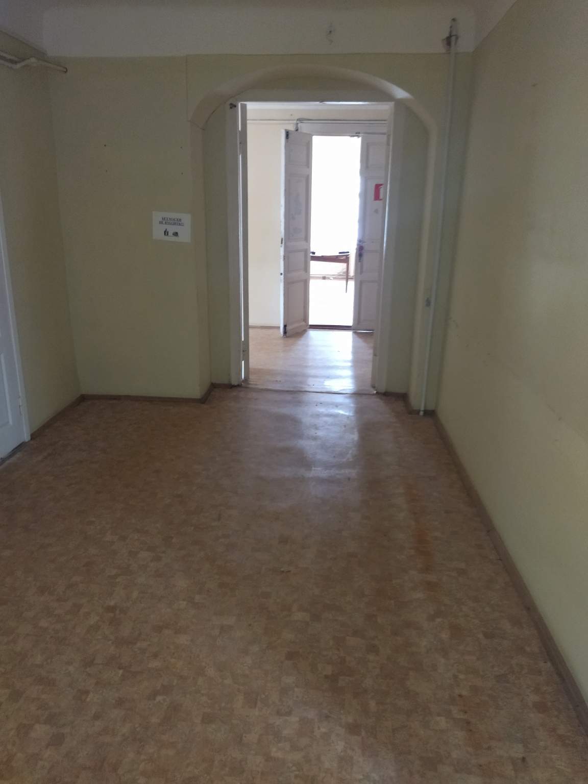 Продам торговое помещение 2845.9 м.кв.