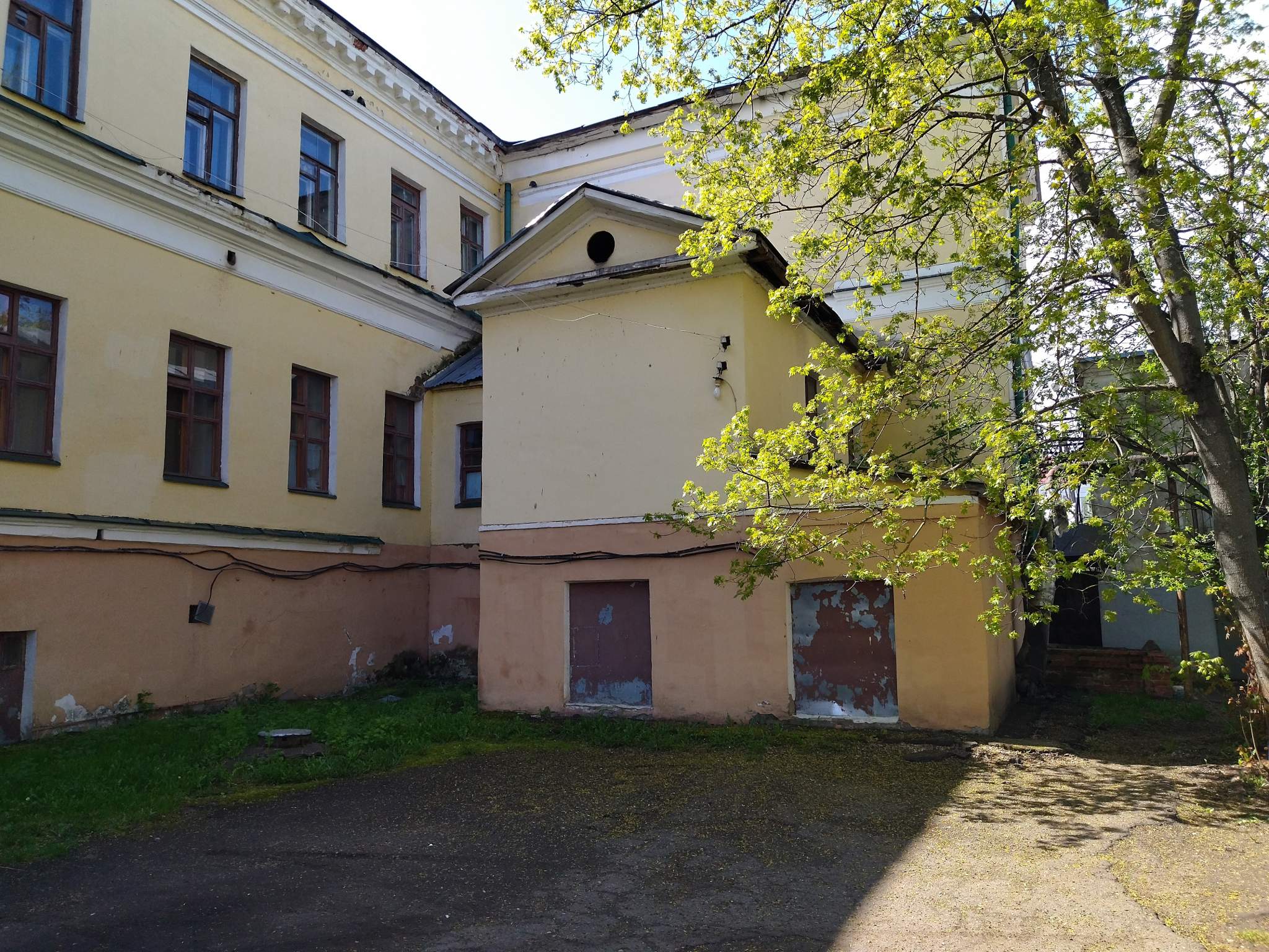 Продам торговое помещение 2845.9 м.кв.