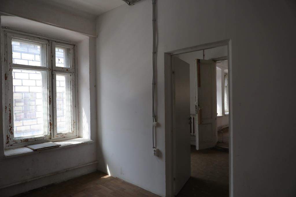 Сдам в аренду офис 324.5 м.кв.