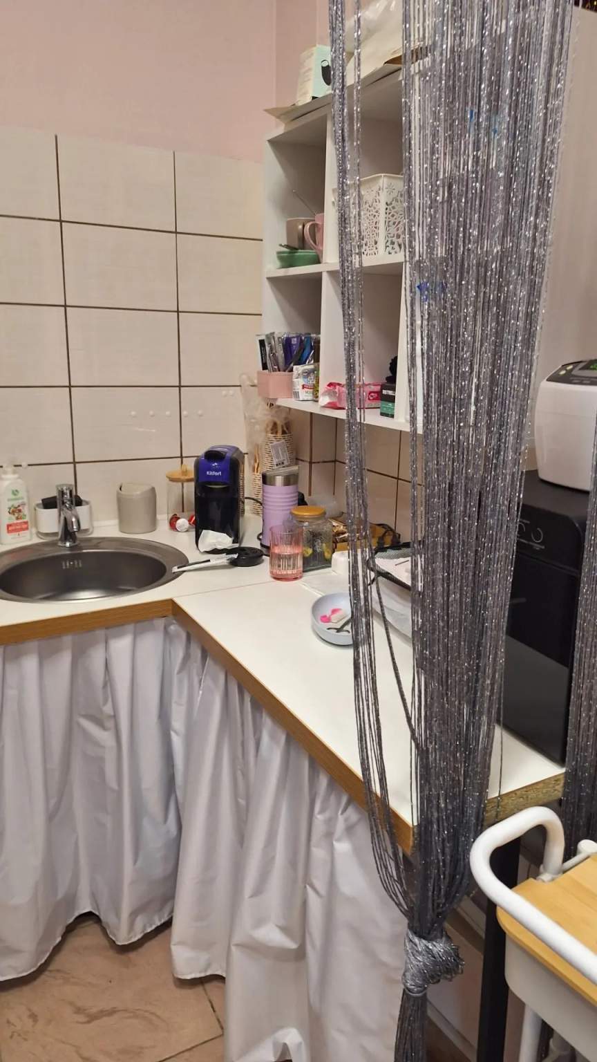 Сдам в аренду помещение свободного назначения 16 м.кв.
