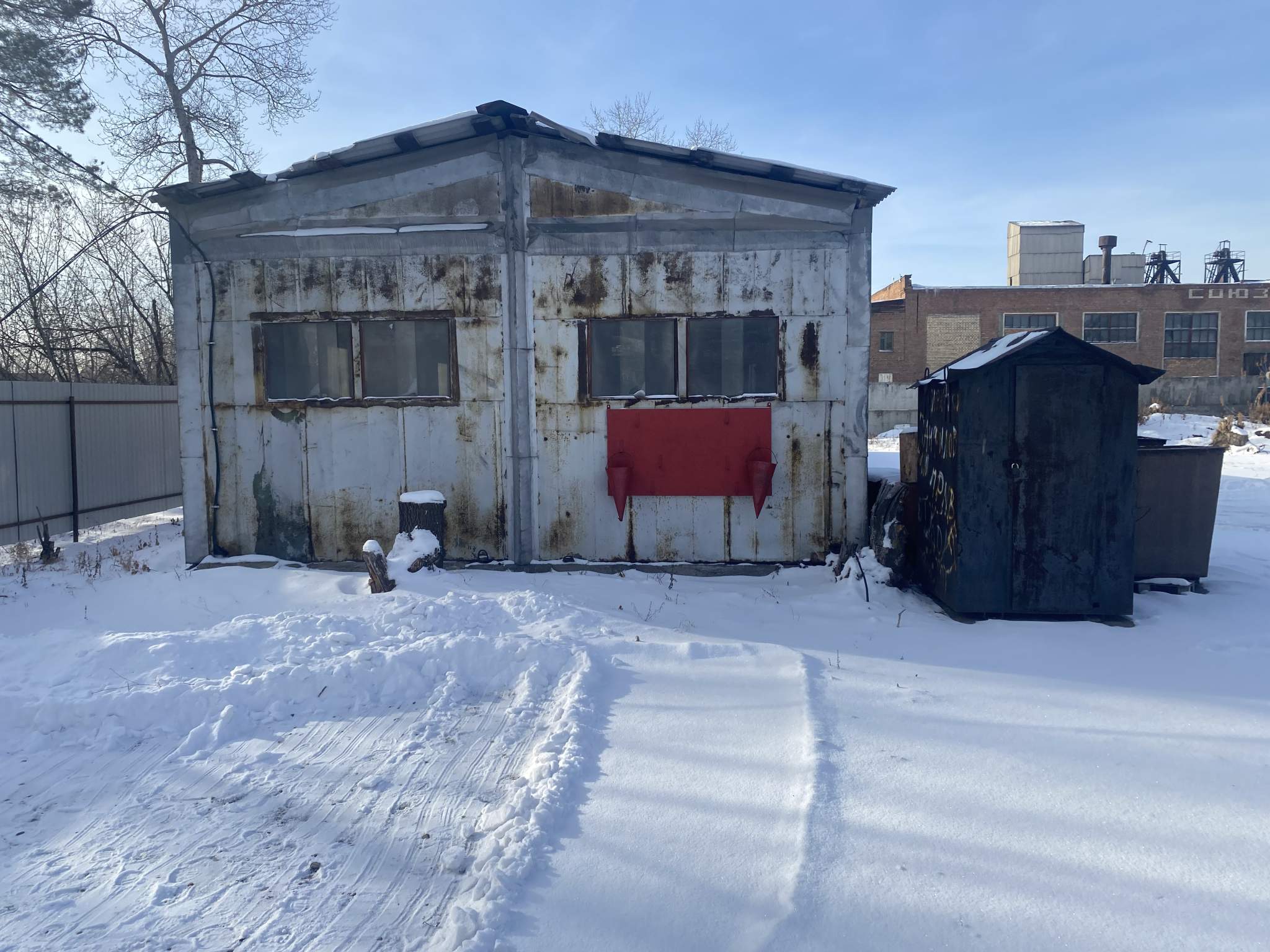 Продам торговое помещение 3107.7 м.кв.