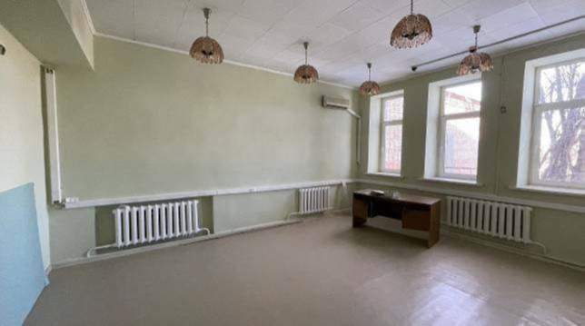 Продам торговое помещение 306.2 м.кв.