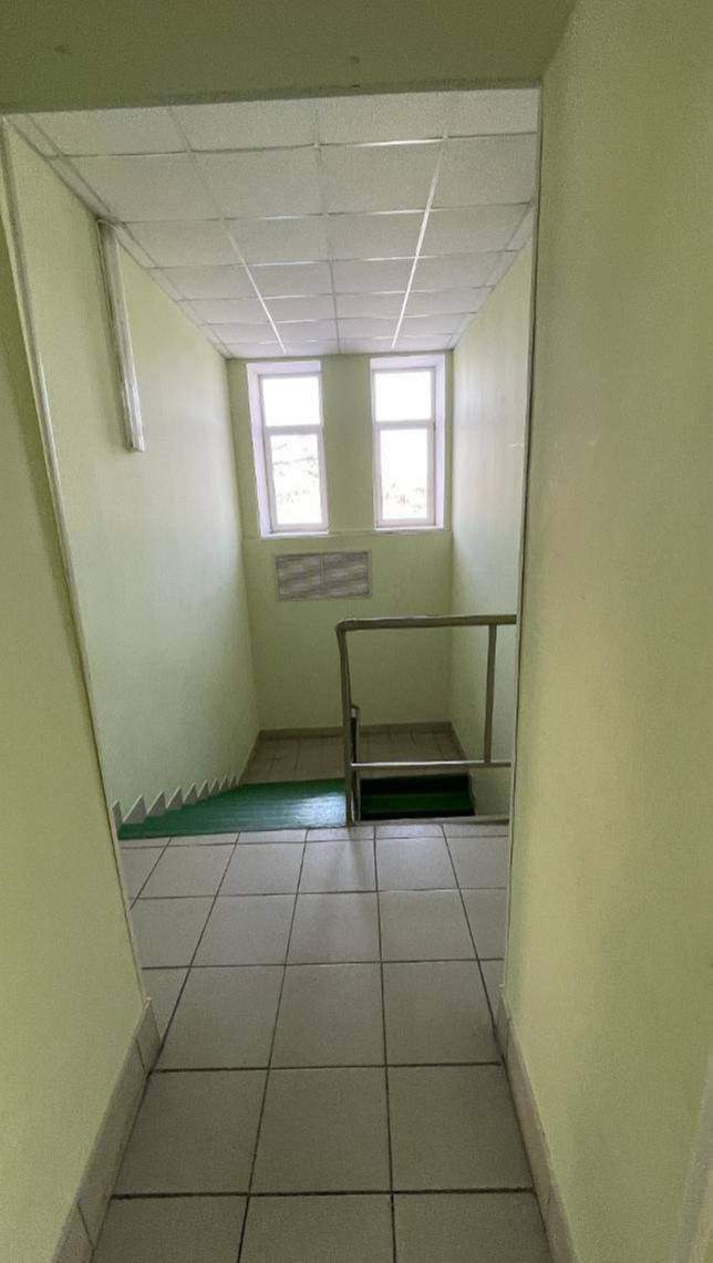 Продам торговое помещение 306.2 м.кв.