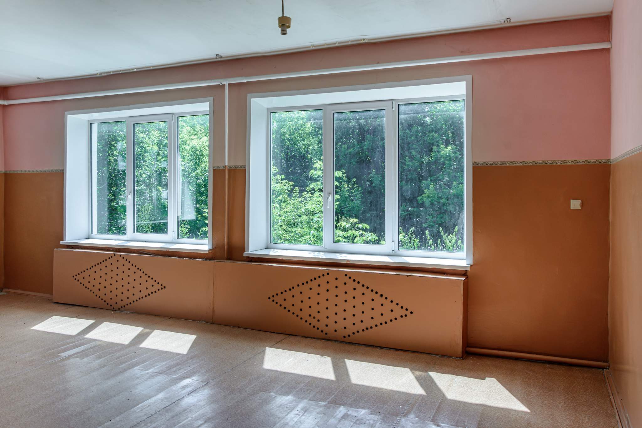 Продам торговое помещение 308.5 м.кв.