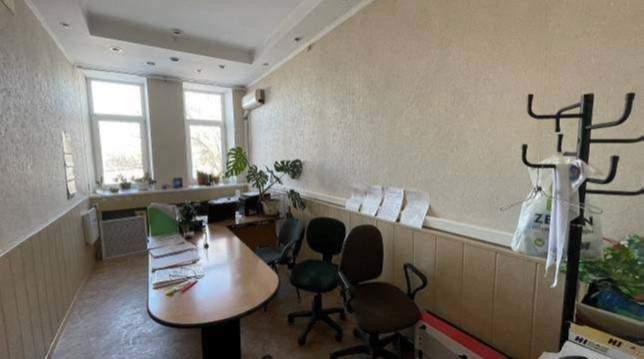 Сдам в аренду офис 142.9 м.кв.