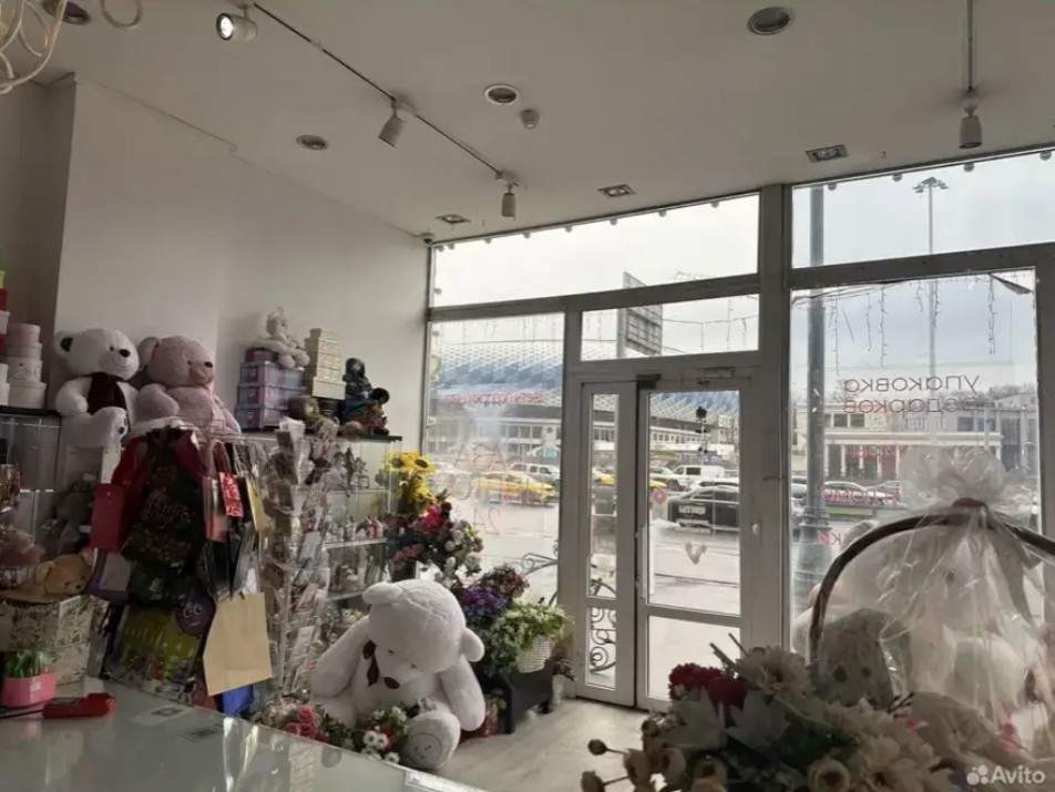 Продам помещение свободного назначения 122 м.кв.