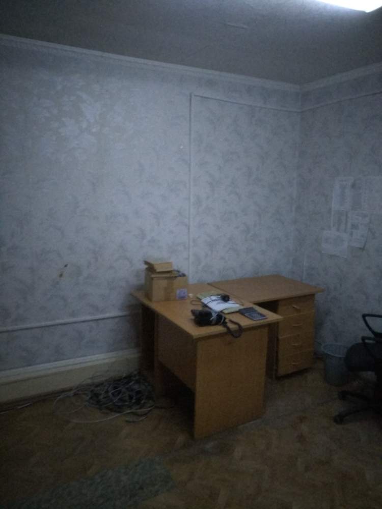Продам торговое помещение 140.7 м.кв.