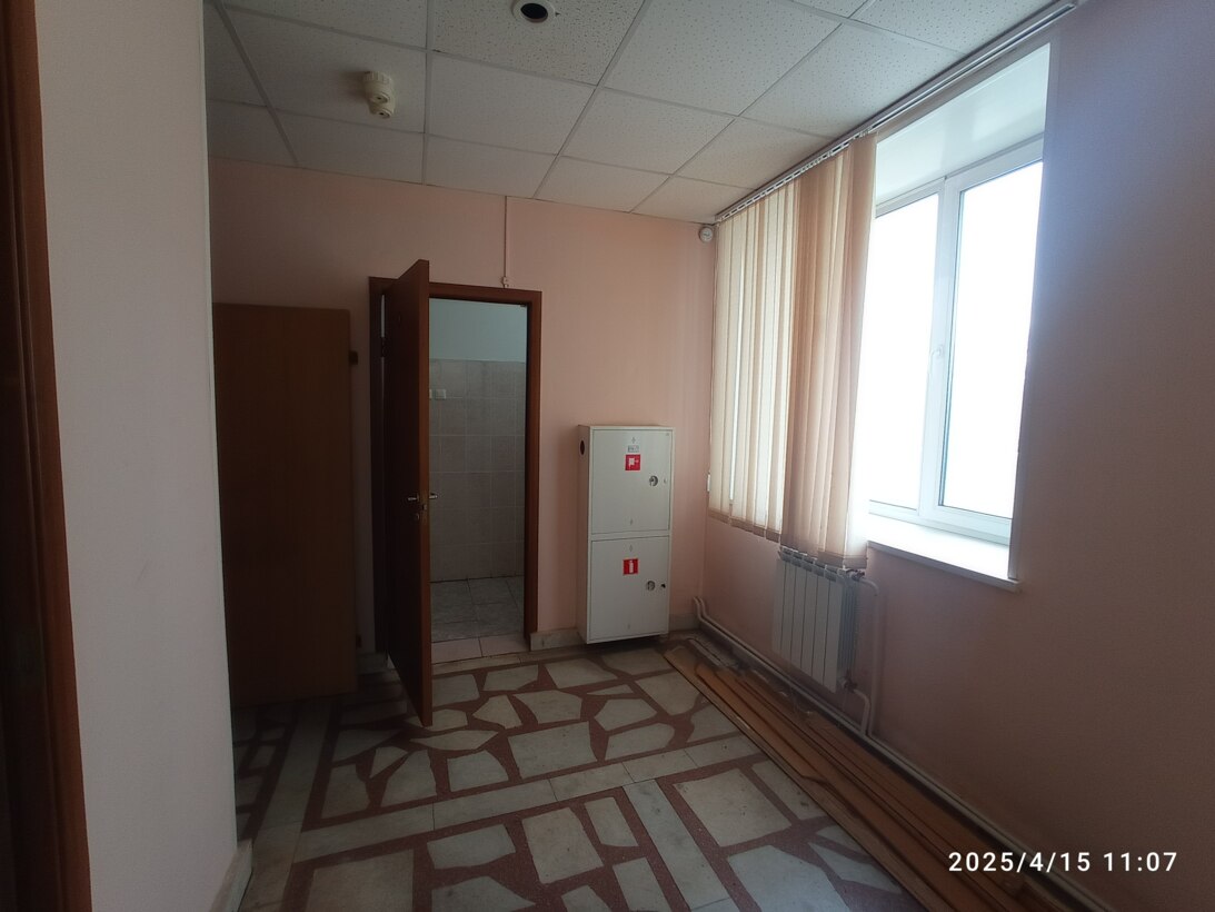 Продам помещение свободного назначения 1057 м.кв.