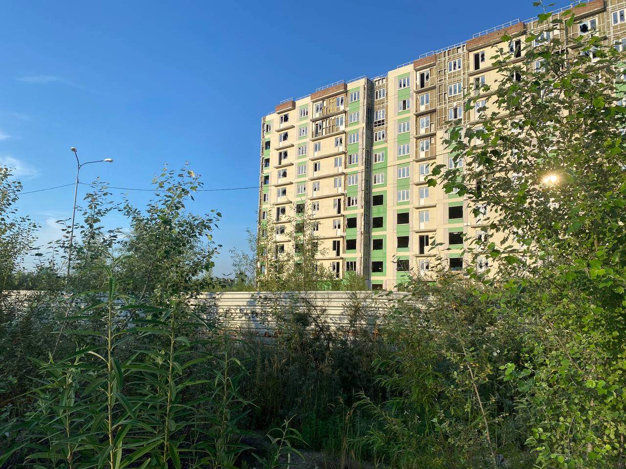 Продам торговое помещение 4389 м.кв.