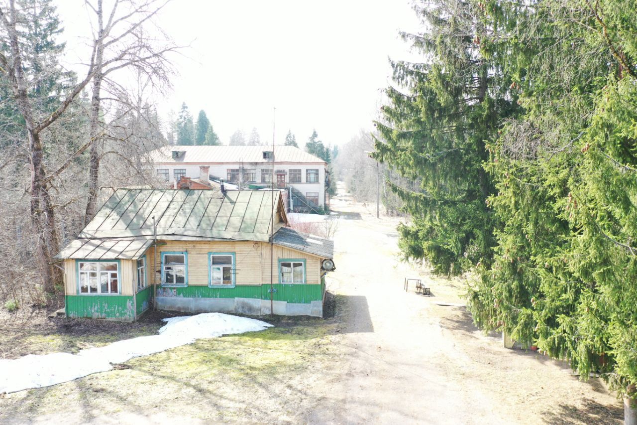 Продам помещение свободного назначения 180500 м.кв.