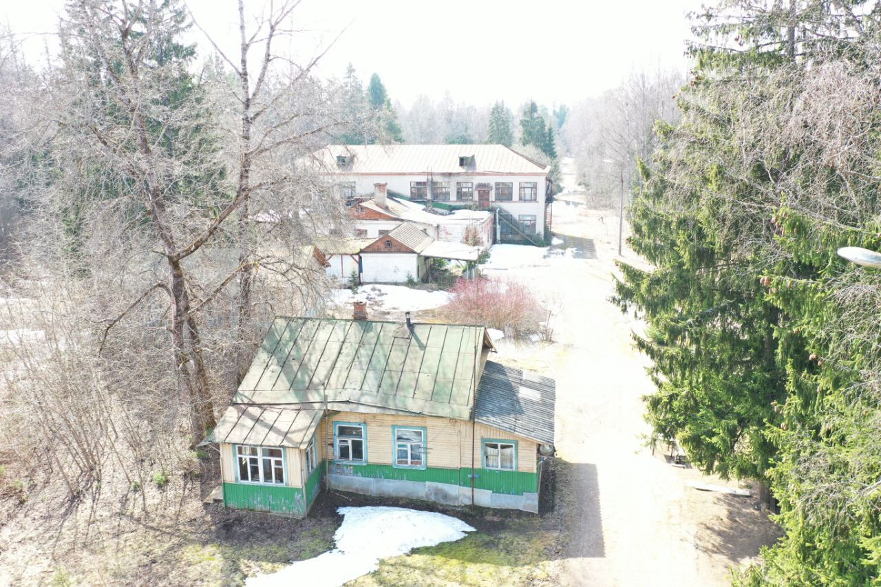 Продам помещение свободного назначения 180500 м.кв.