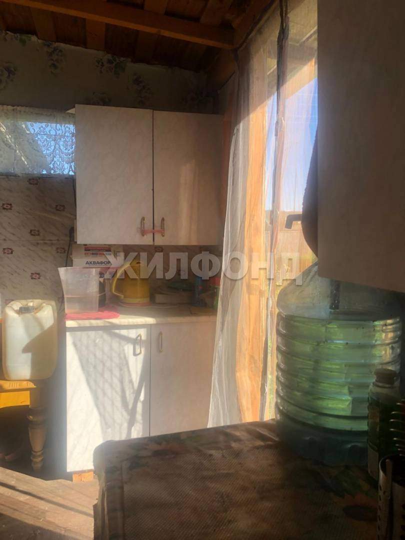 Продам земельный участок 2443 м.кв.