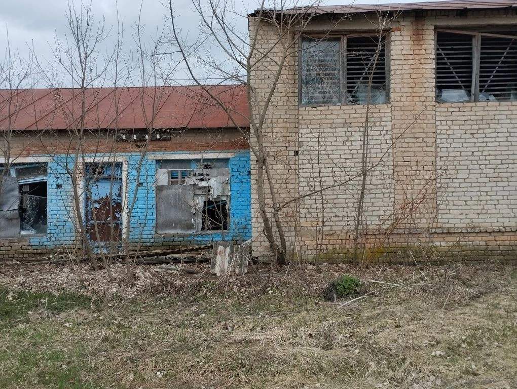 Продам торговое помещение 1054.9 м.кв.