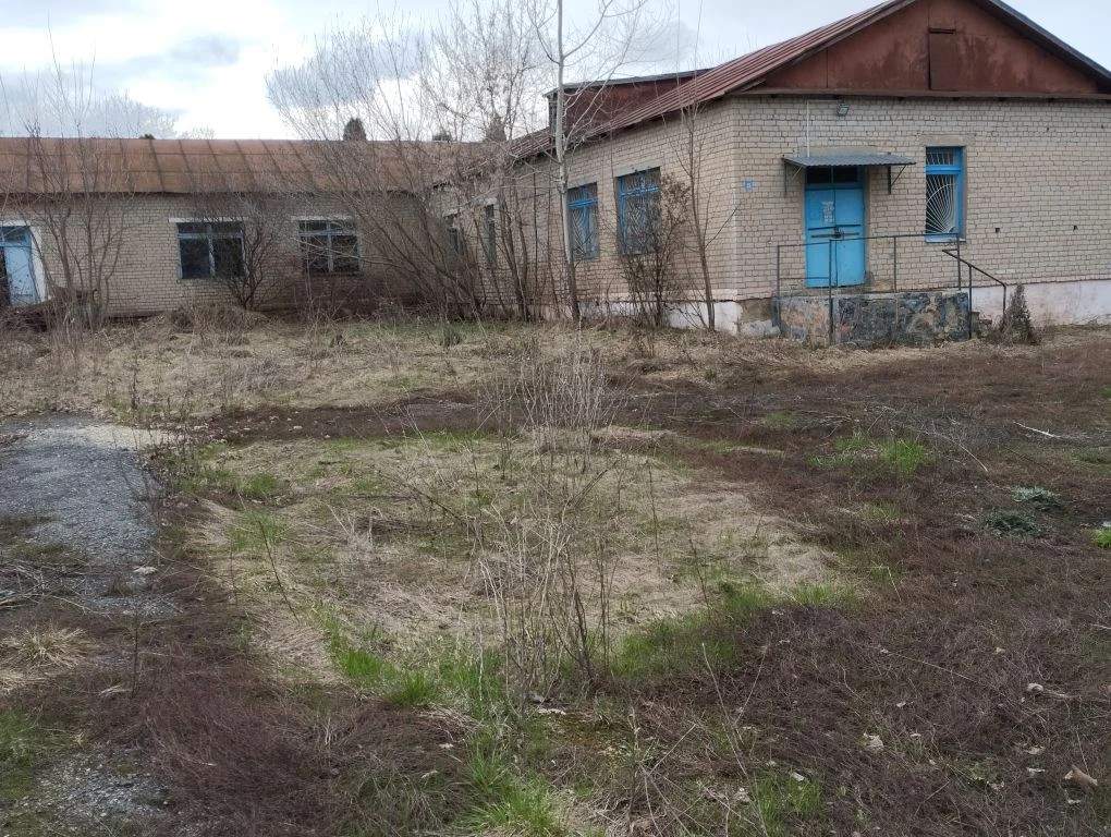 Продам торговое помещение 1054.9 м.кв.