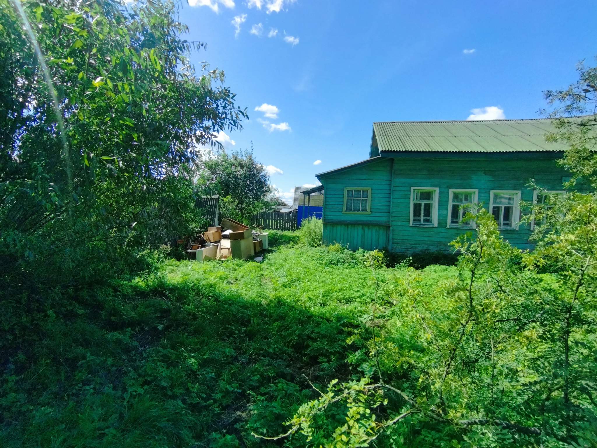 Продам торговое помещение 73.5 м.кв.