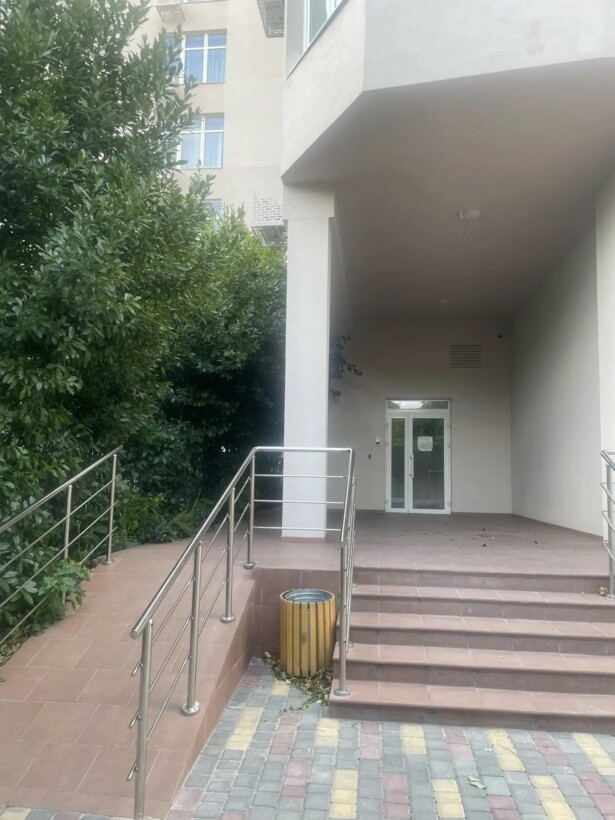 Продам помещение свободного назначения 182.4 м.кв.