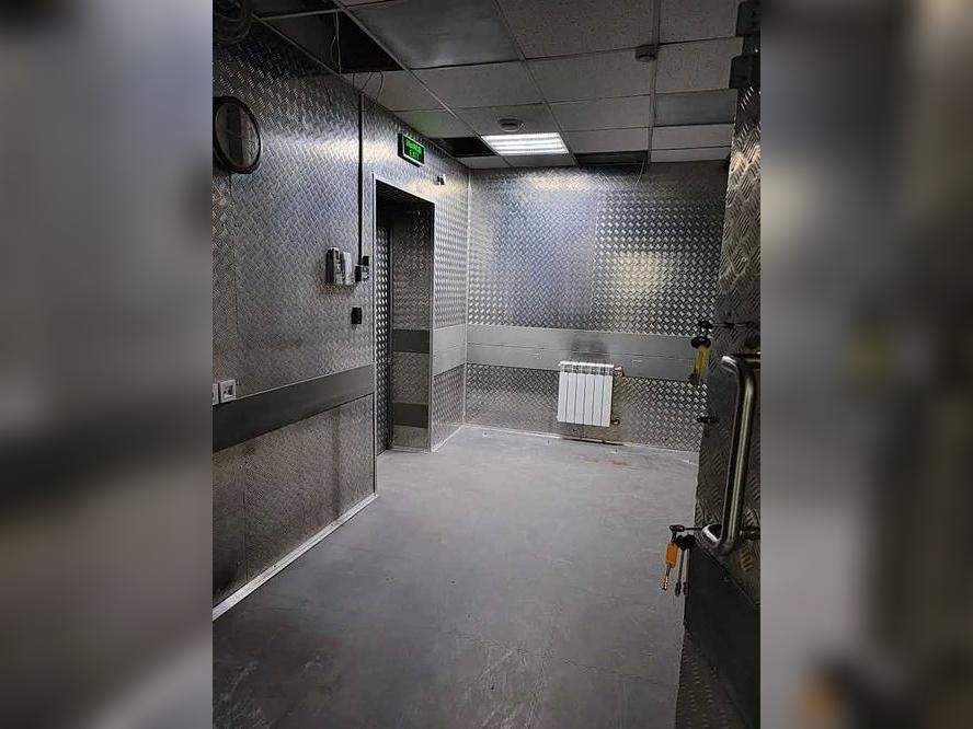 Сдам в аренду помещение свободного назначения 892.4 м.кв.