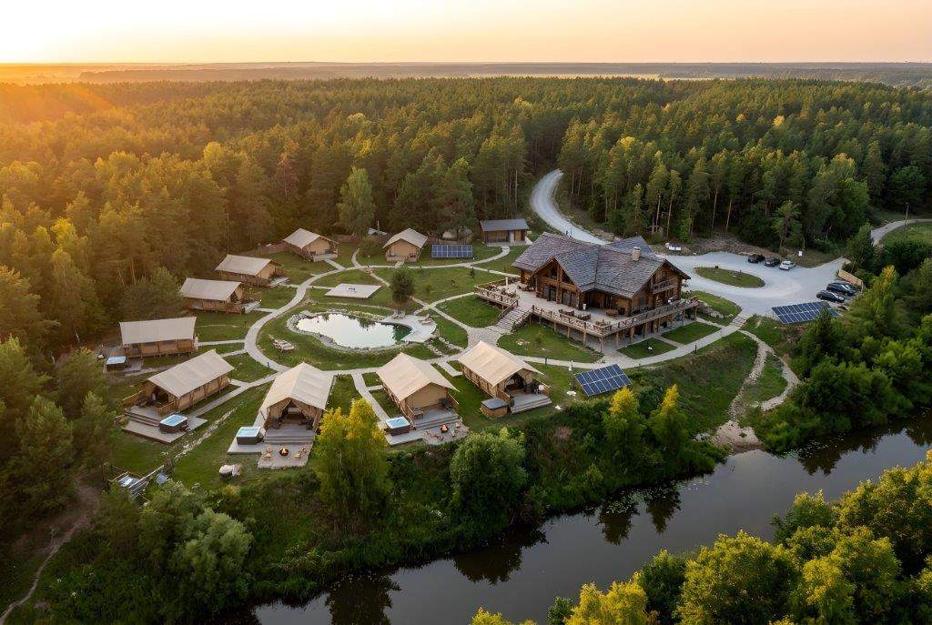 Продам торговое помещение 2398.8 м.кв.