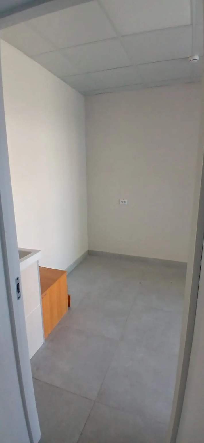 Сдам в аренду офис 10.9 м.кв.