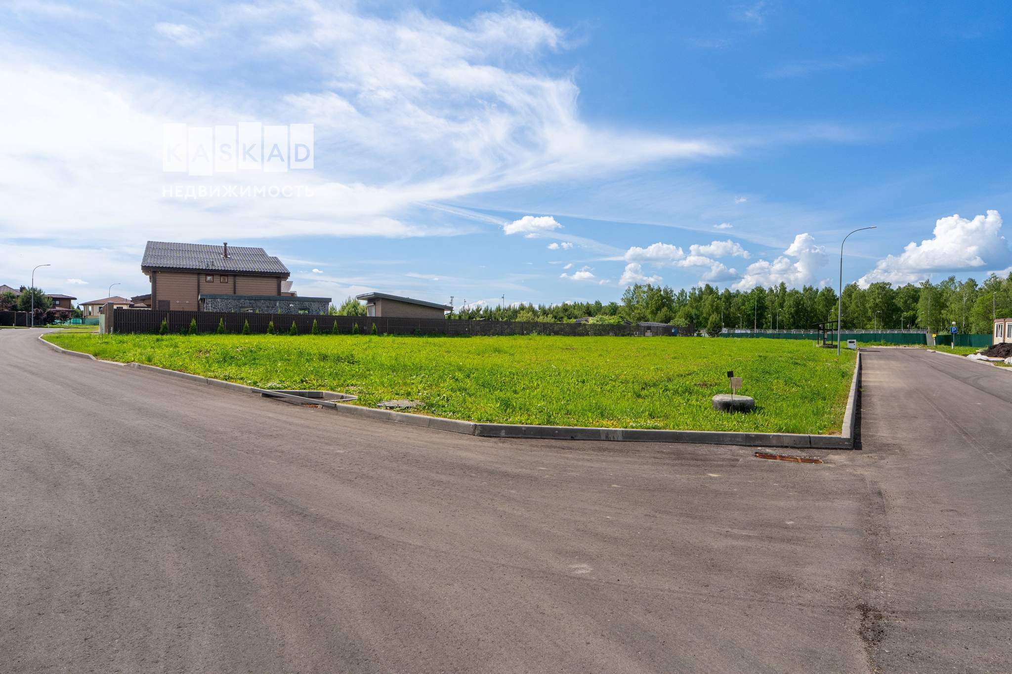 Продам земельный участок 3000 м.кв.