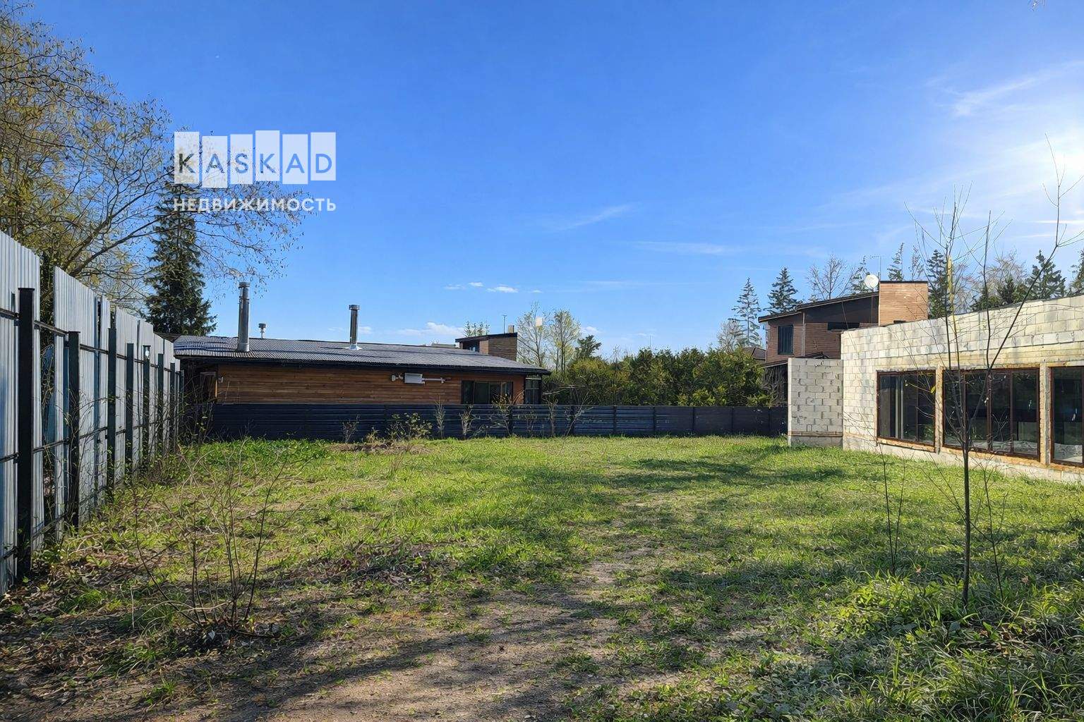 Продам земельный участок 4065 м.кв.