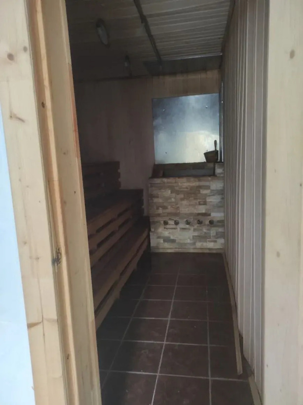 Продам торговое помещение 267.4 м.кв.