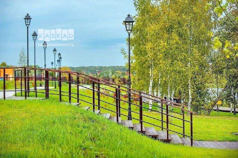 Продам земельный участок 1000 м.кв.