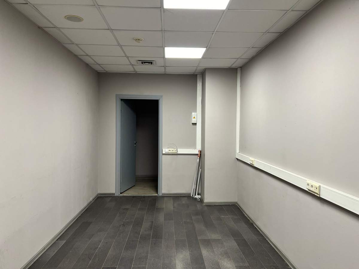 Сдам в аренду офис 17.4 м.кв.