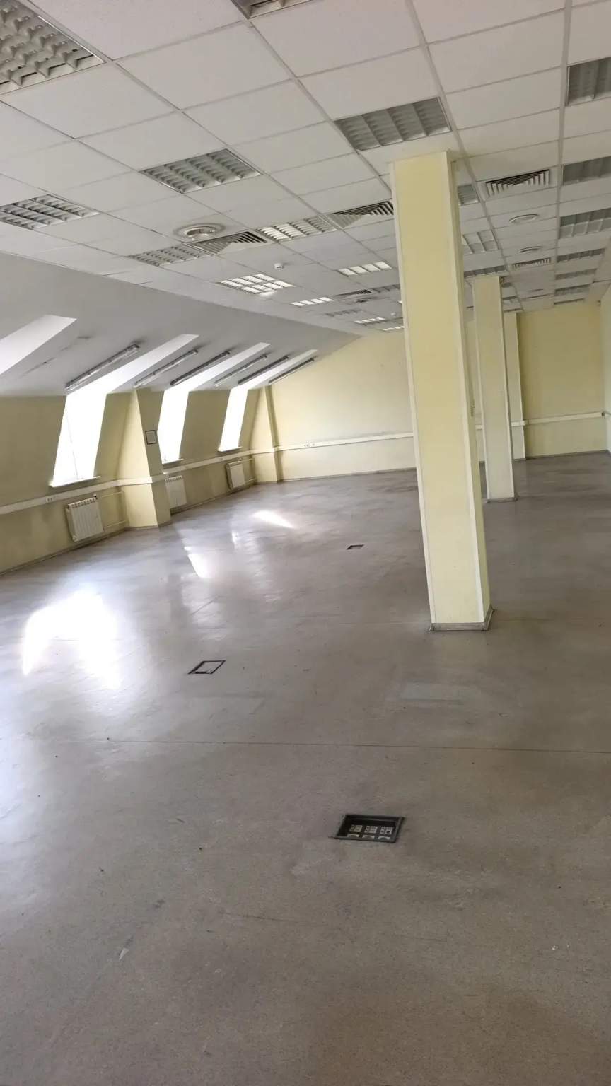 Сдам в аренду офис 100 м.кв.