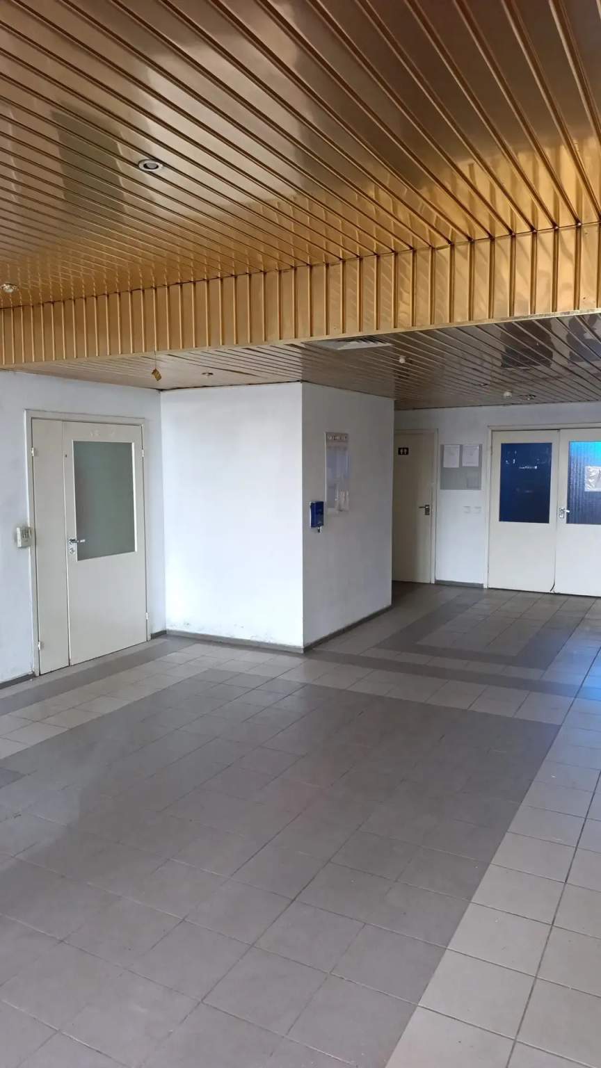 Сдам в аренду офис 100 м.кв.