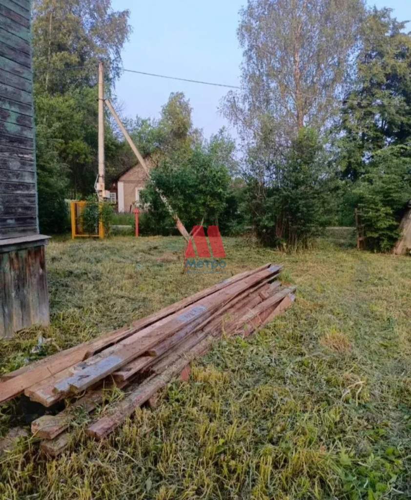 Продам земельный участок 1600 м.кв.