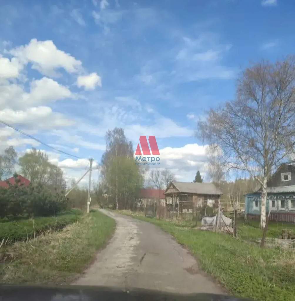 Продам земельный участок 1600 м.кв.