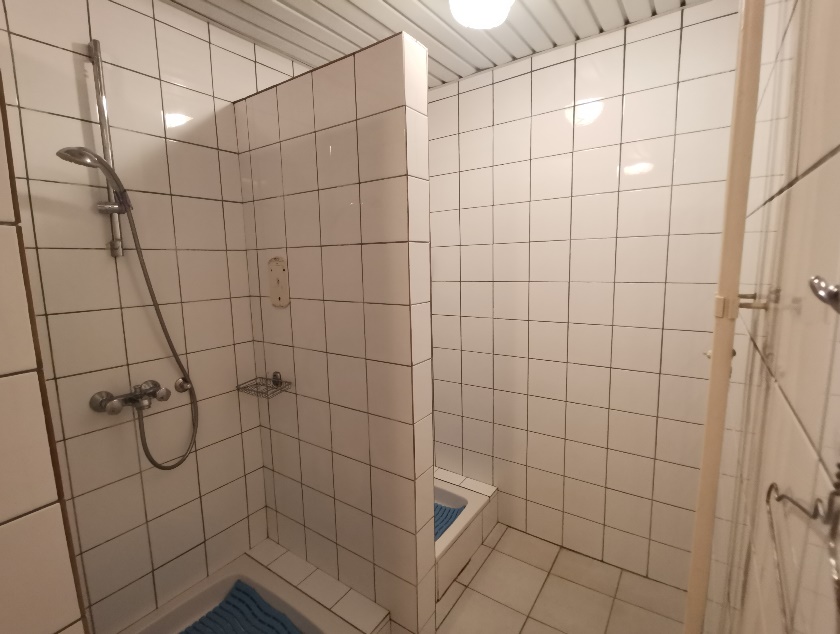 Продам торговое помещение 37885.6 м.кв.