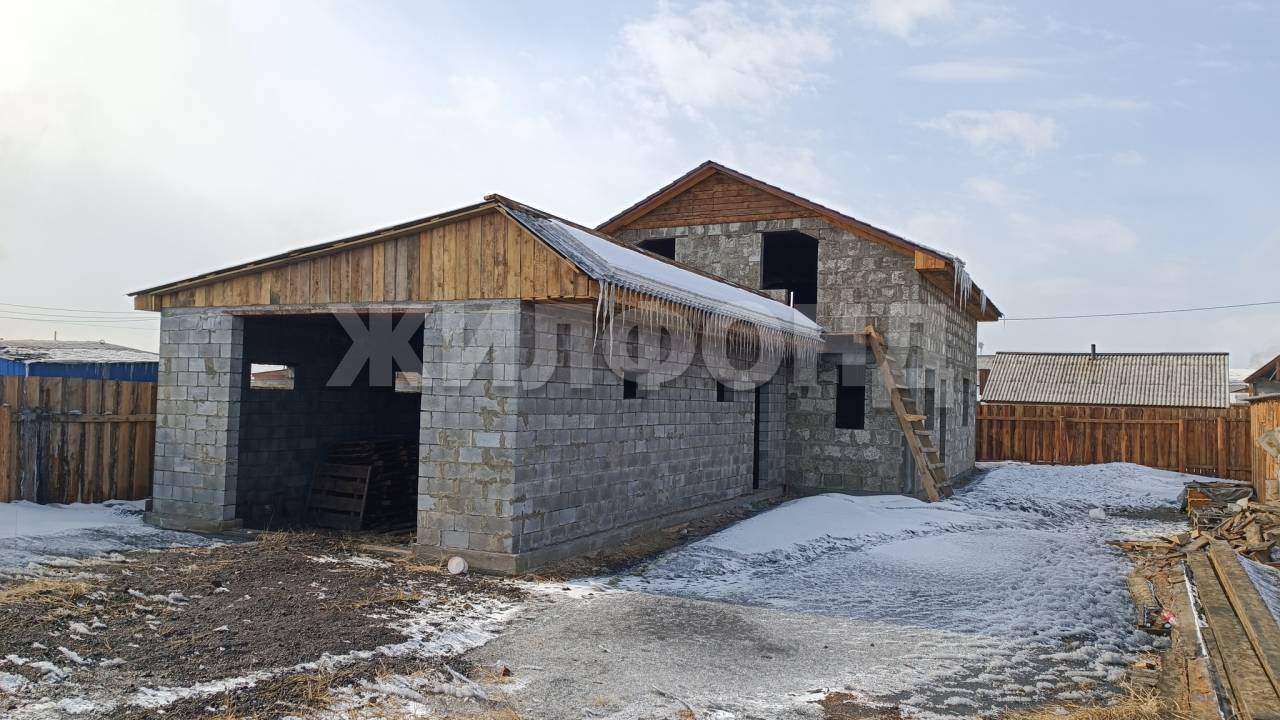 Продам земельный участок 600 м.кв.