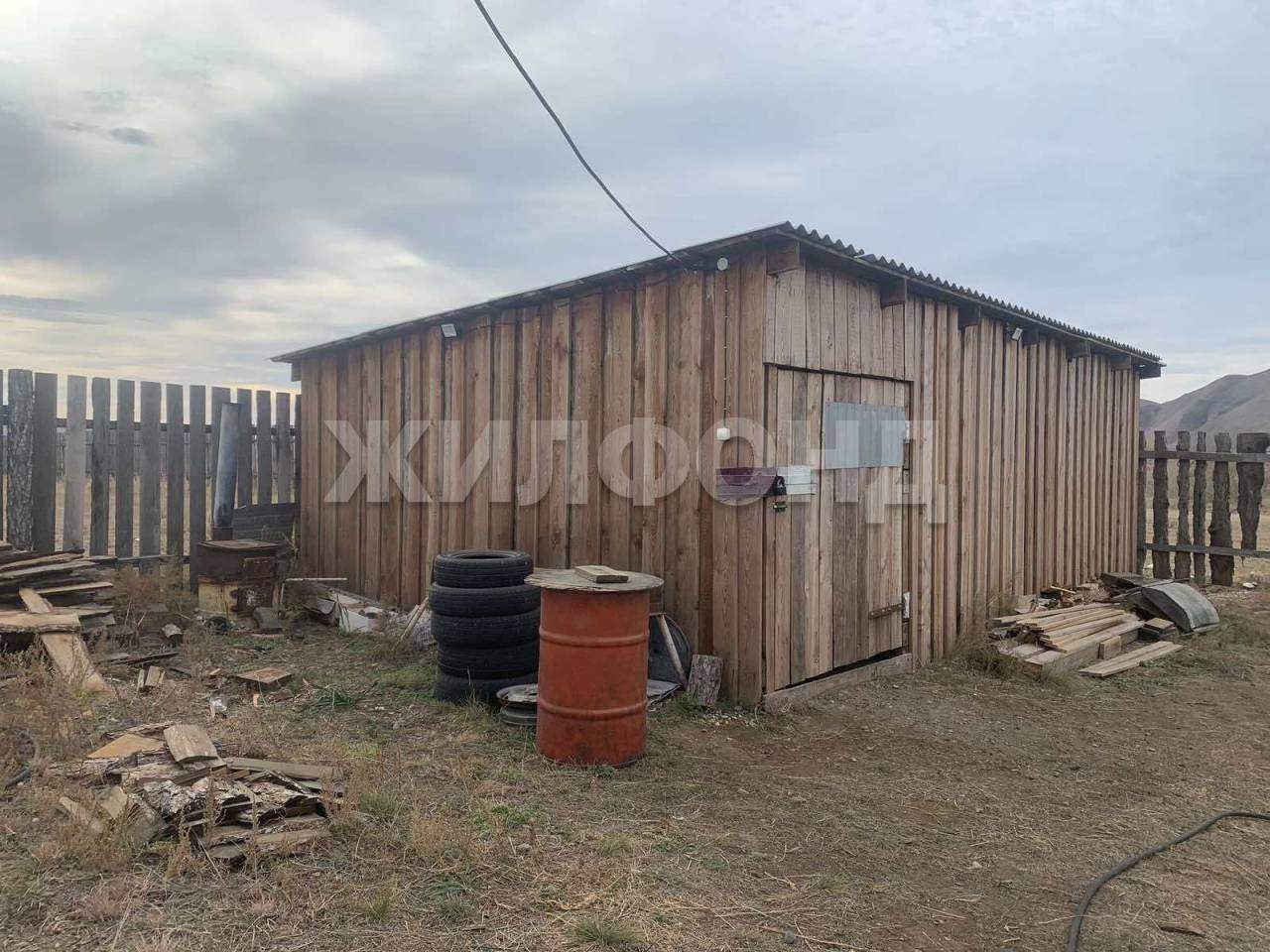 Продам земельный участок 600 м.кв.