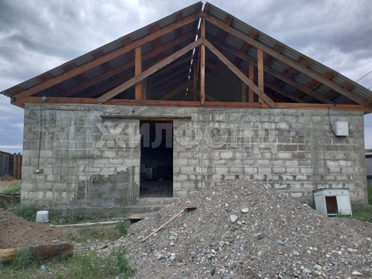 Продам земельный участок 748 м.кв.